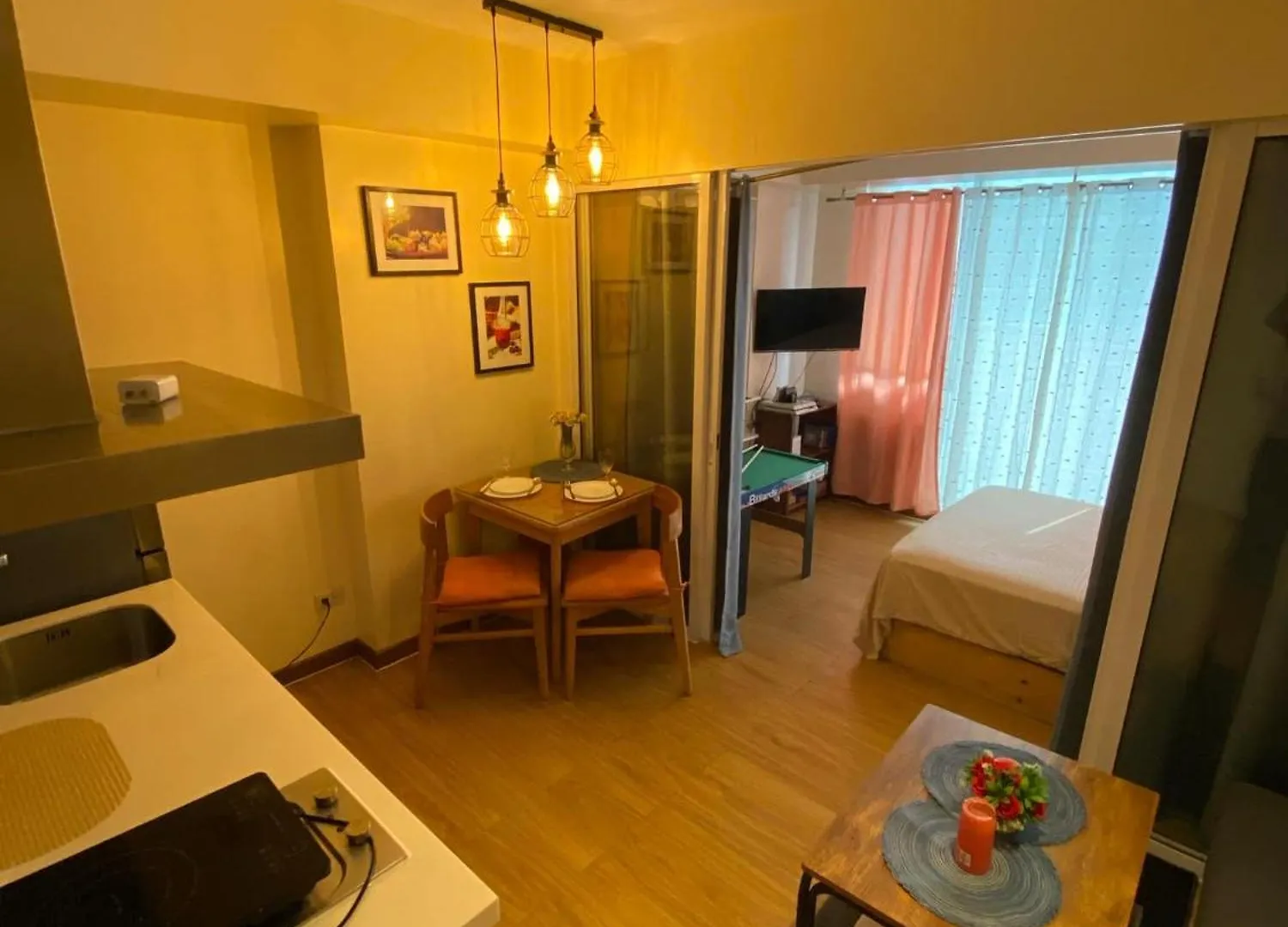 Spacious 1Bedroom Condotel Resort Paranaque City Hotel